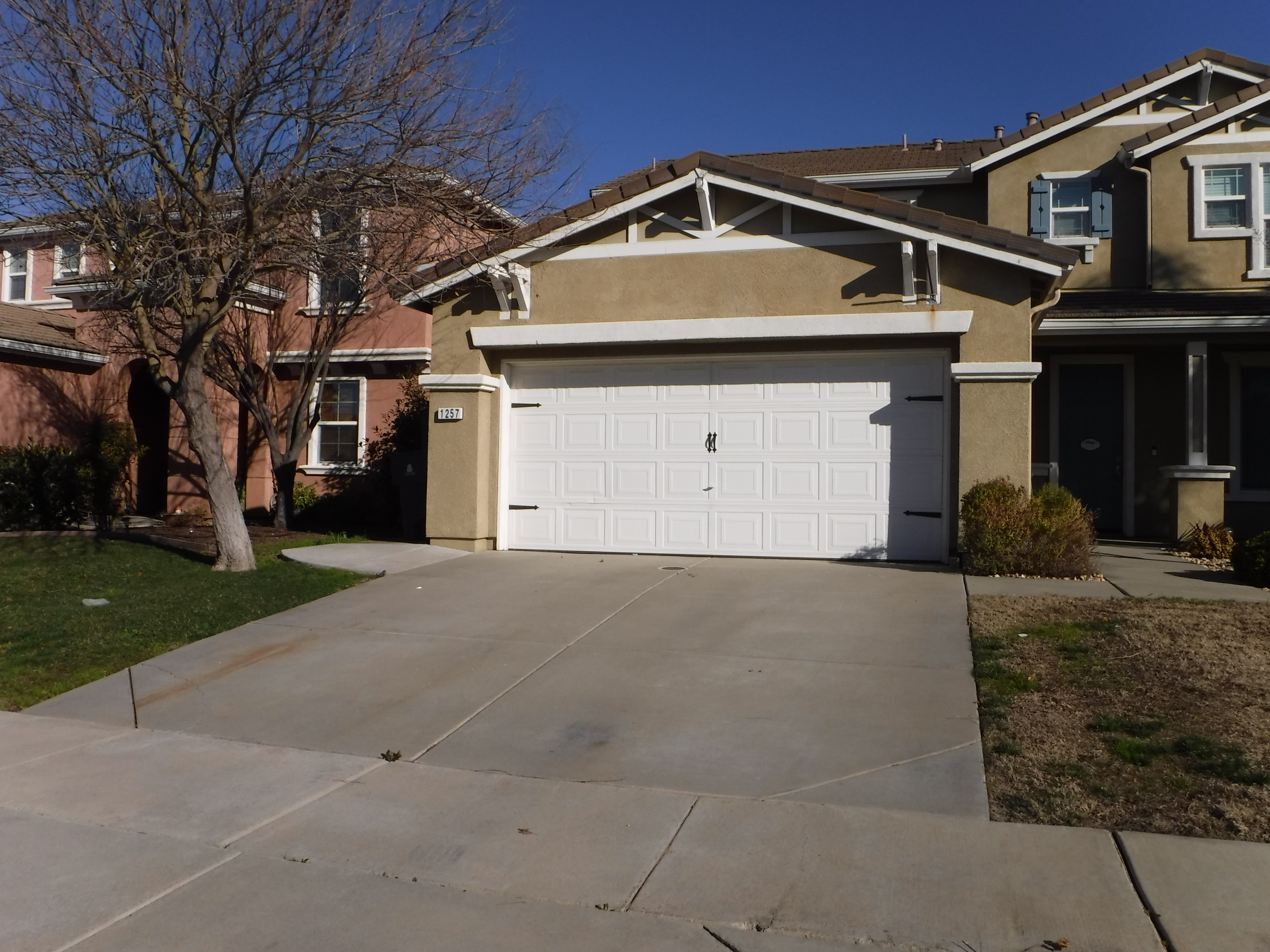 1257 Kensington Drive