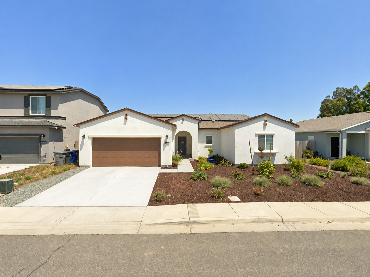 10113 Tulip Avenue