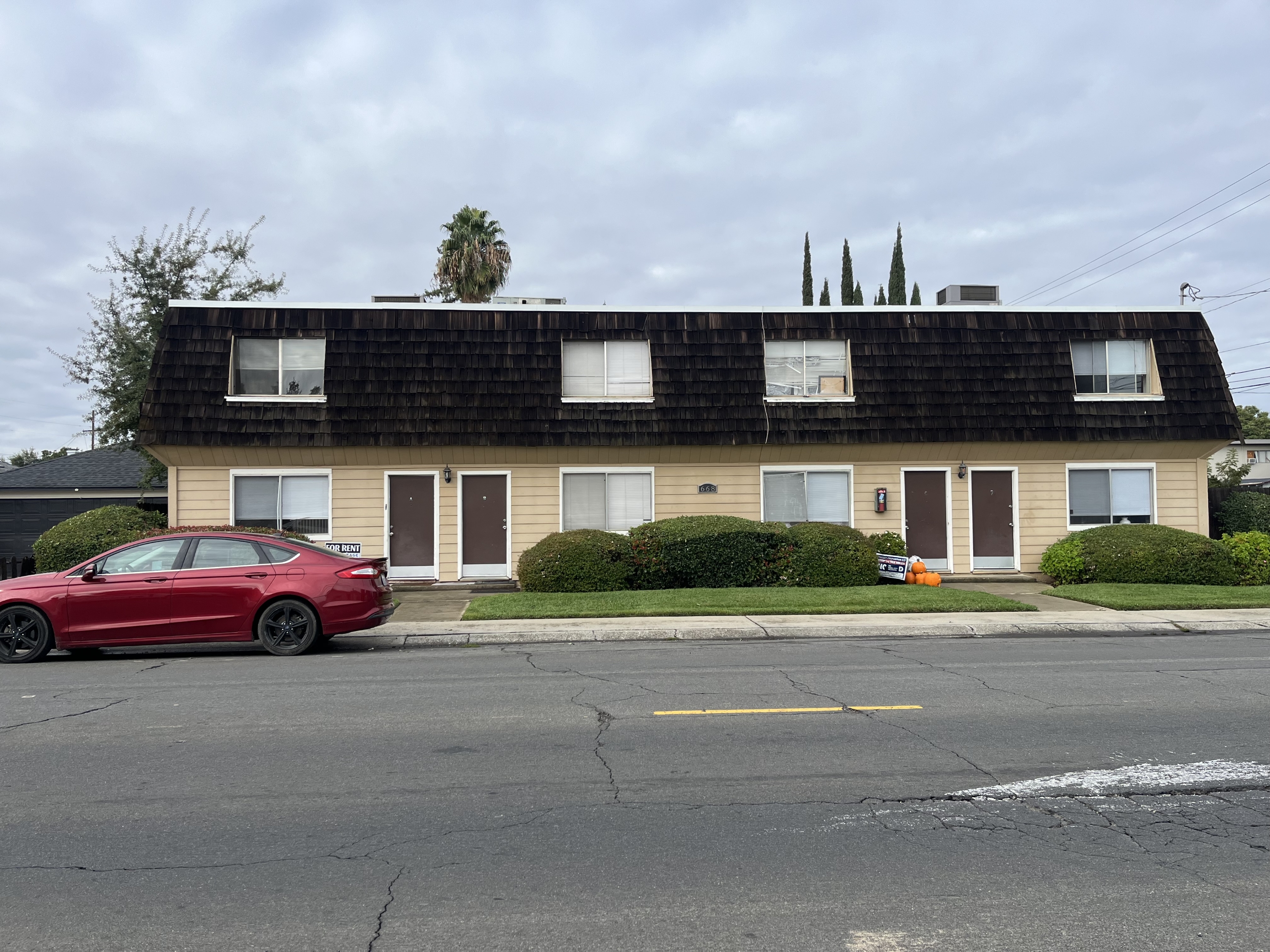 668 Clark Avenue