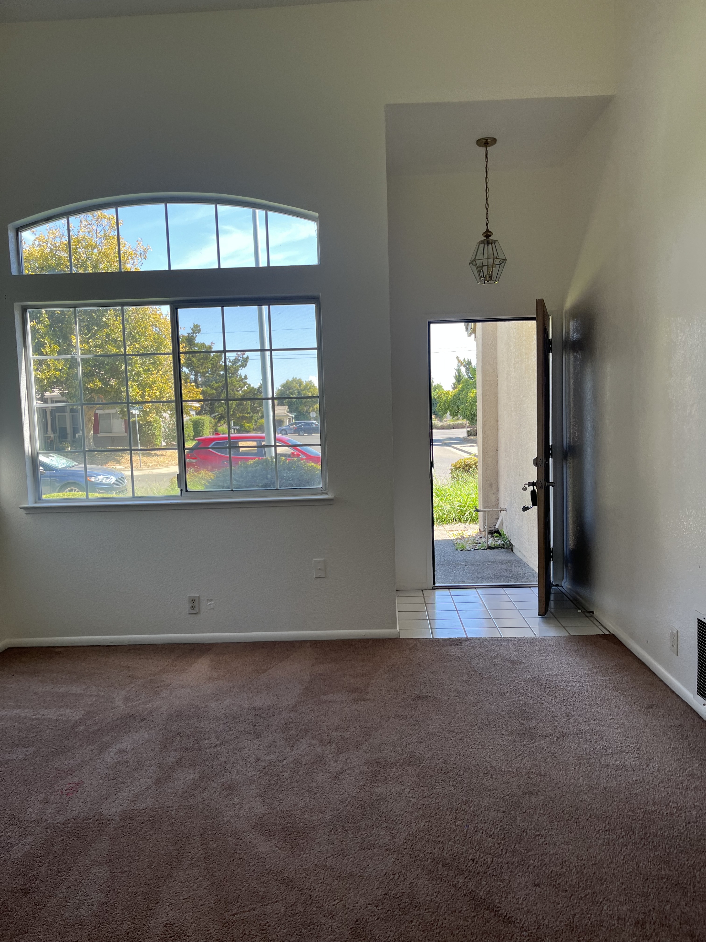 1640 Oleander Drive
