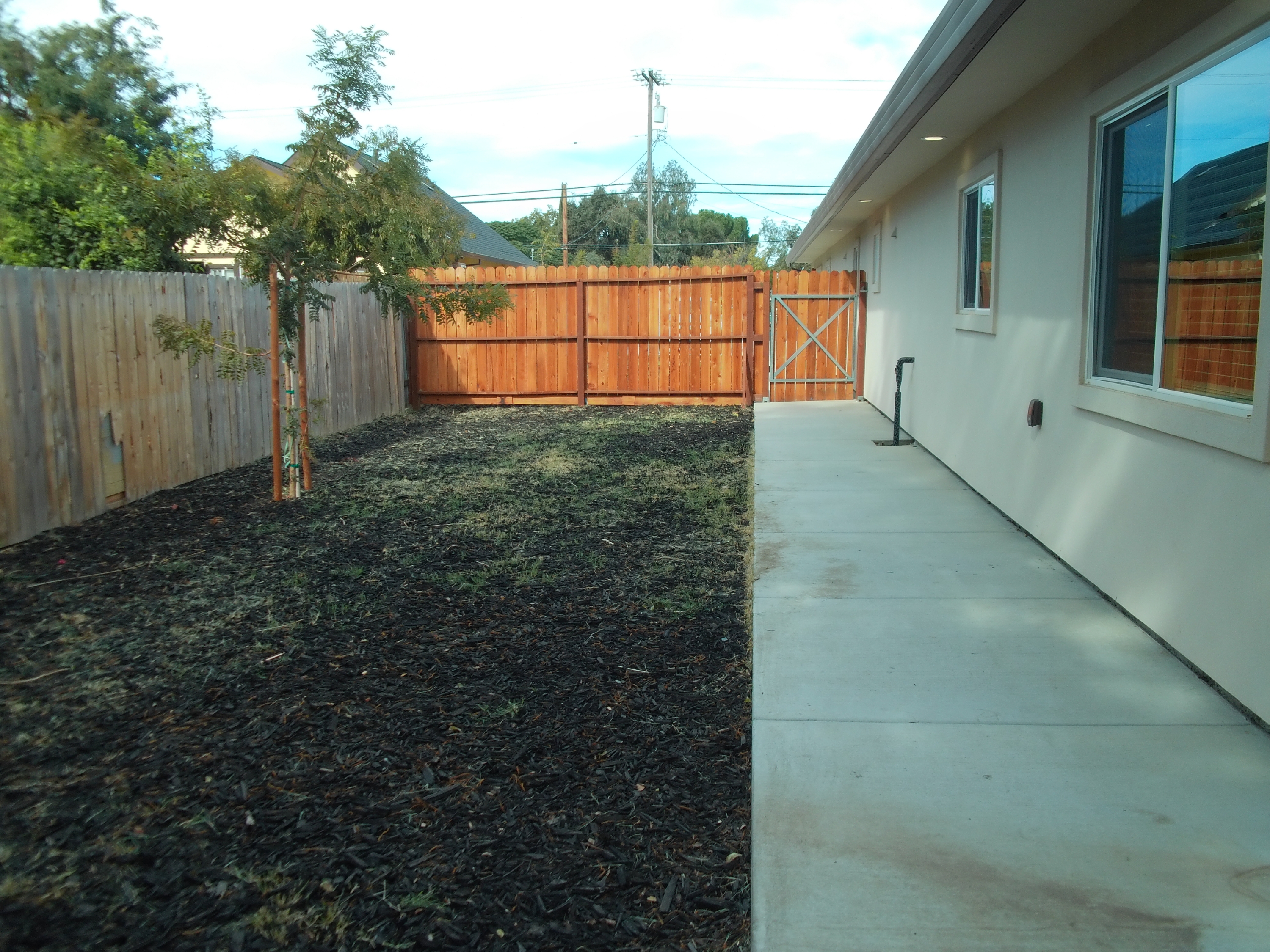 1136 Grand Avenue - B